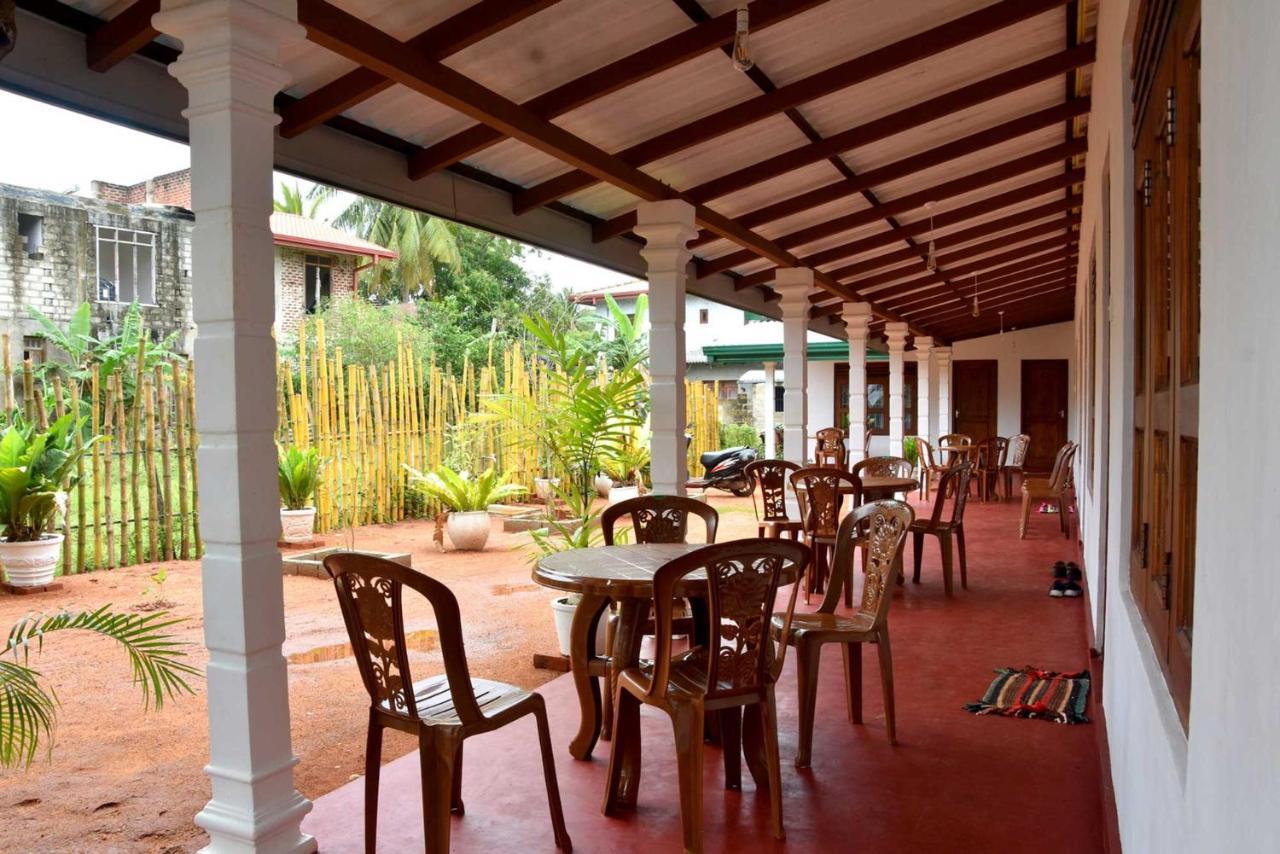 Dula Lake Resort Anuradhapura Exterior foto